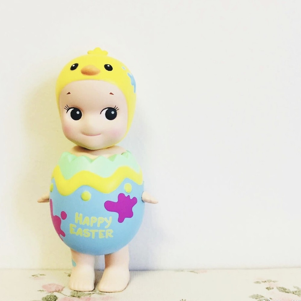 Sonny Angel 2018 Easter Series Hatched Egg Mini Figure Designer Collectible Toy