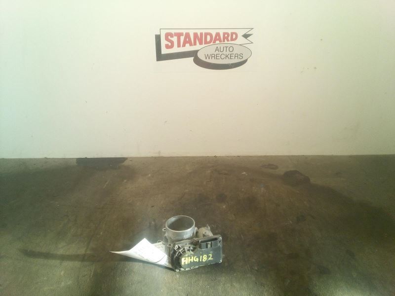 Throttle Body Valve Assembly for 2012-2018 Mazda 3 2.0L Engine 1411747