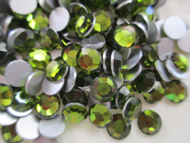 2 Gross Pack Vintage Swarovski Olivine Flatback Rhinestones SS33 - A2000