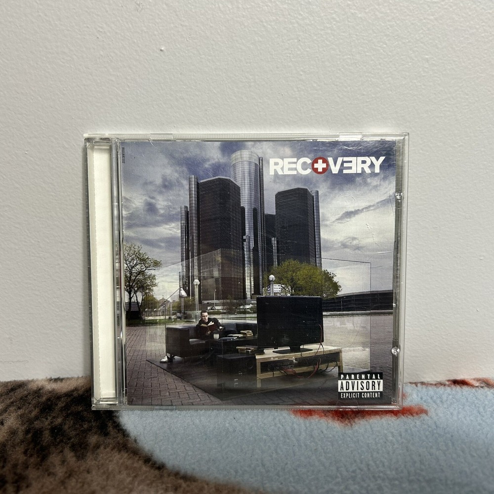Eminem Recovery CD 2010 Album with Fast Tracked Shipping