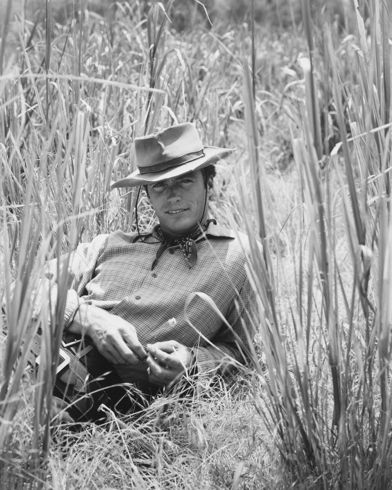 Rawhide Clint Eastwood Black And White 8x10 Picture Celebrity Print