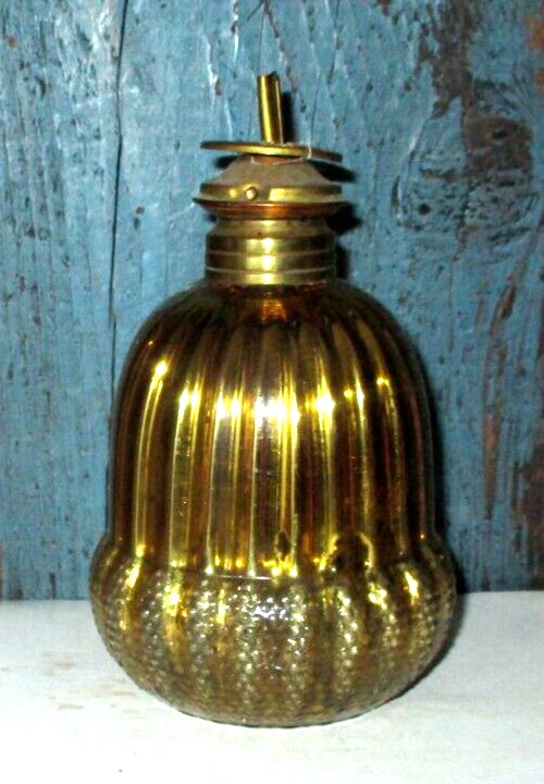 Antique Mini Oil Lamp with Gold Glass & Nutmeg Burner - No Chimney  -image