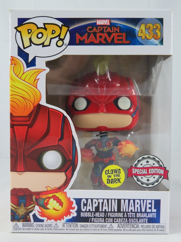 Marvel Funko Pop - Captain Marvel (Glow) - No. 433 - Free Protector