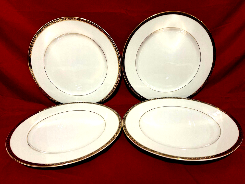 Delta Airlines ABCO Set Of 4 Blue & Gold Border Dinner Plates 9 3/4