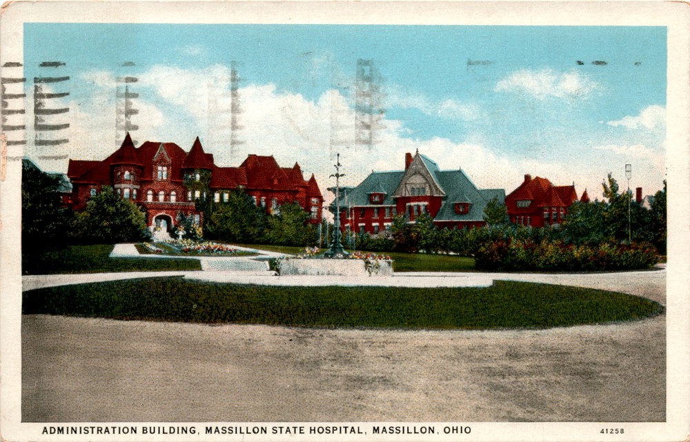 MASSILLON STATE HOSPITAL, MASSILLON, OHIO, ADMINISTRATION BUILDING Postcard