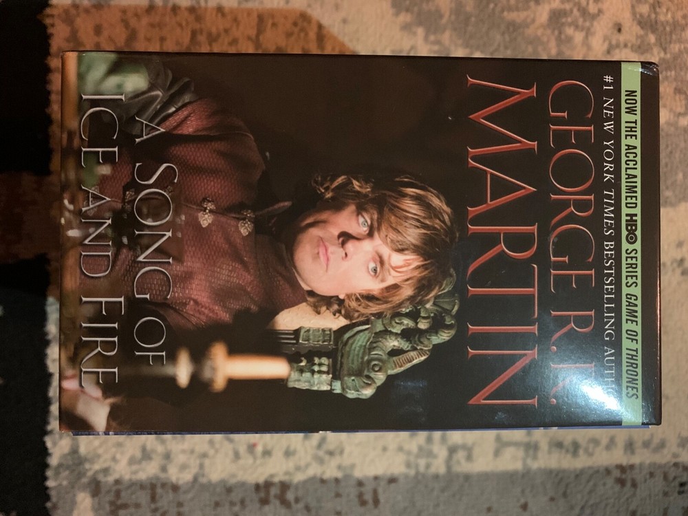 Epic George R.R. Martin A Song of Ice and Fire 5-Book Fantasy Set-image
