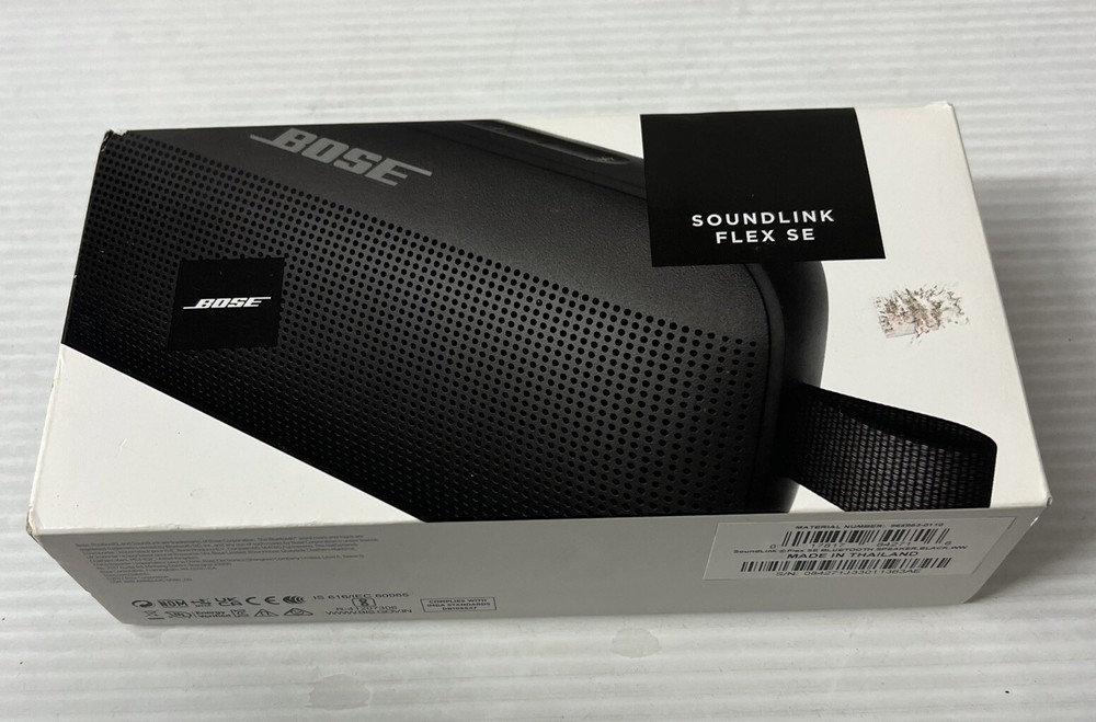 Bose Soundlink Flex SE Portable Bluetooth Speaker Black IP67 Waterproof NEW!