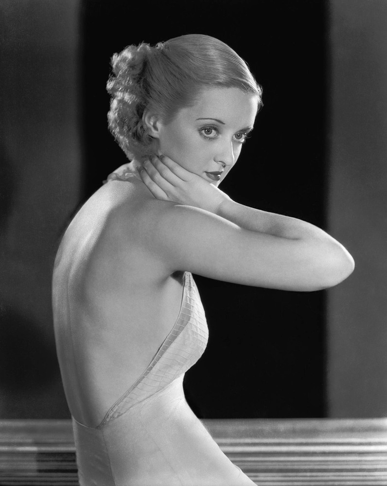 Bette Davis With Back Uncovered 8x10 Picture Celebrity Print