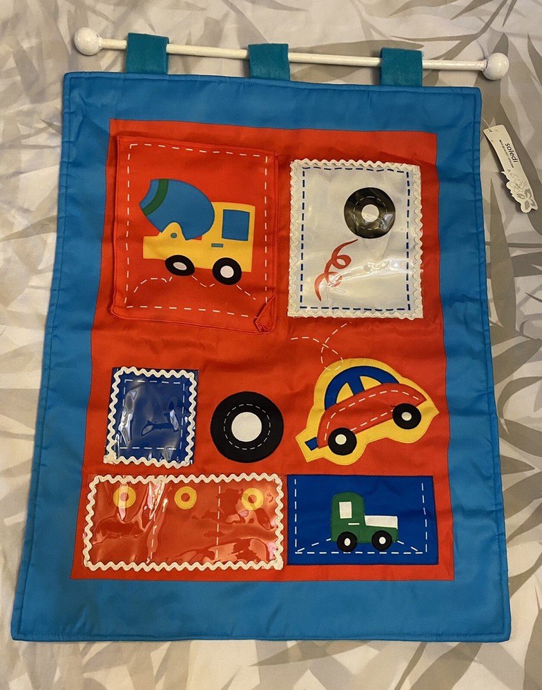 Wall Mount Pocket Chart Organizer for Kids Classroom with Tag Hanging Banner