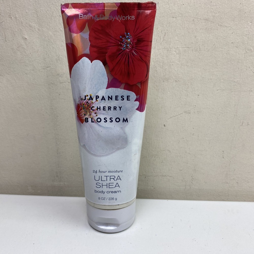 BATH & BODY WORKS JAPANESE CHERRY BLOSSOM ULTRA SHEA CREAM HAND LOTION 8 OZ NEW