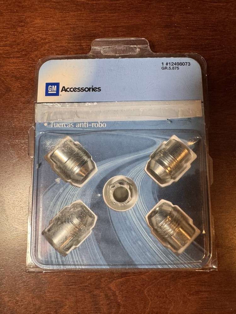 GM Accessories 12498073 Wheel Lock Kit GR.5.875 New SEALED NOS