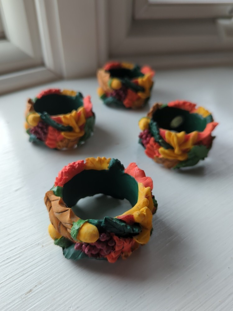 Napkin Rings Fall Autumn Leaves Acorns Berries Tableware Decor Resin Set of 4