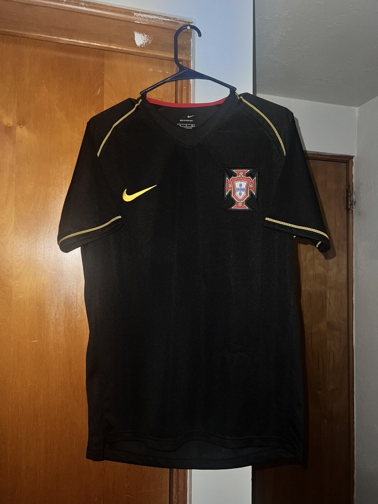Portugal Euro 2006 Away Kit
