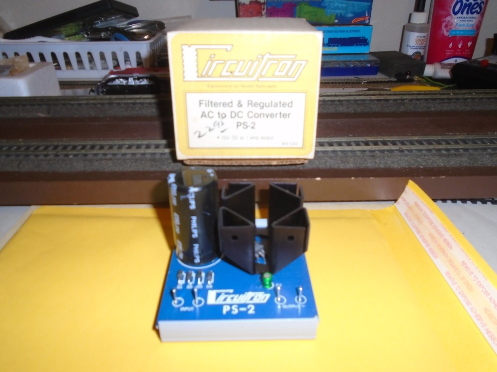 CIRCUITRON #800-5302 FILTERED & REGULATED AS TO DC CONVERTER PS-2