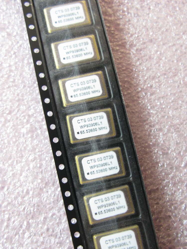 500 PCS CTS 3650002  Crystals & Oscillators
