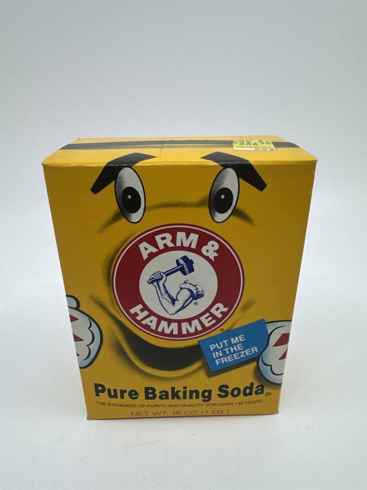 Vintage Nostalgic Arm And Hammer Pure Baking Soda 16 Oz. Full Box Ex 06/07/93