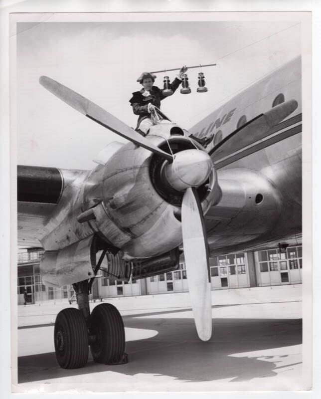 1950 James Revere Ancestor of Paul Revere on TWA Constellation Boston News Photo