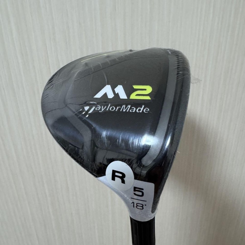 TaylorMade M2 5 Wood Fairway Wood with R Flex Shaft and Headcover