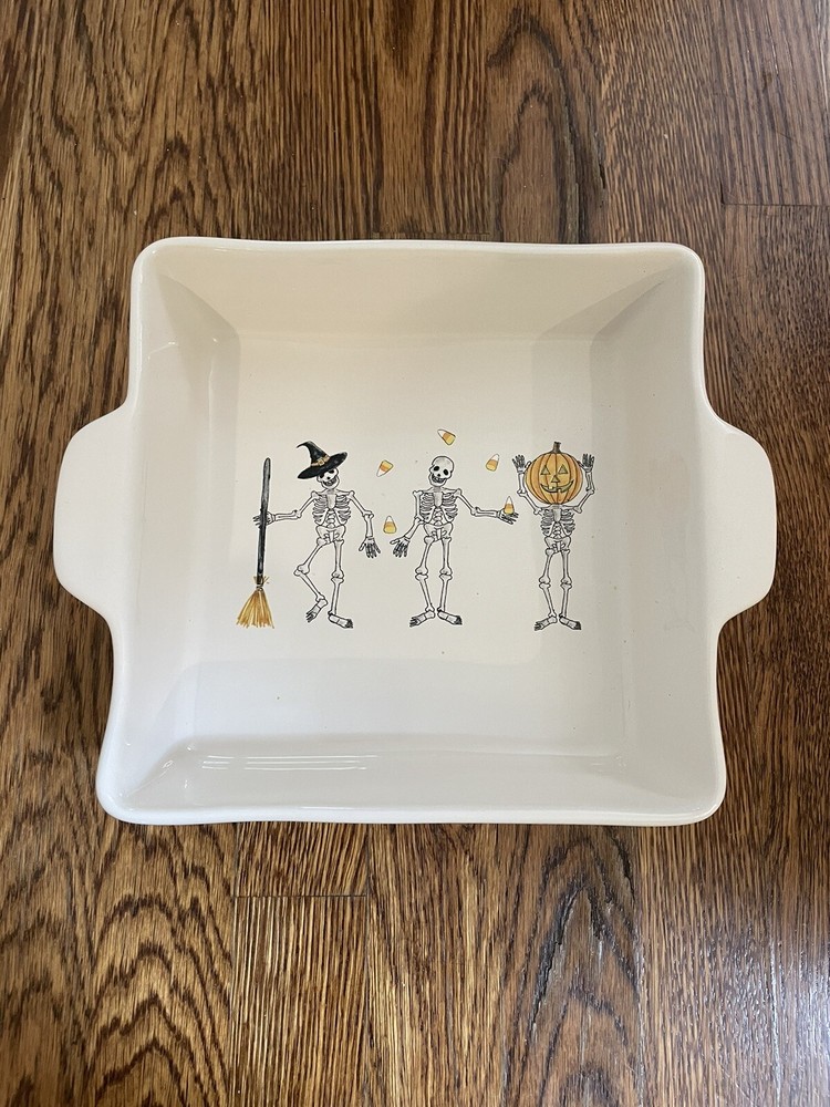 New Rae Dunn Dancing Skeleton Casserole Dish Halloween 2022 9” X 9”