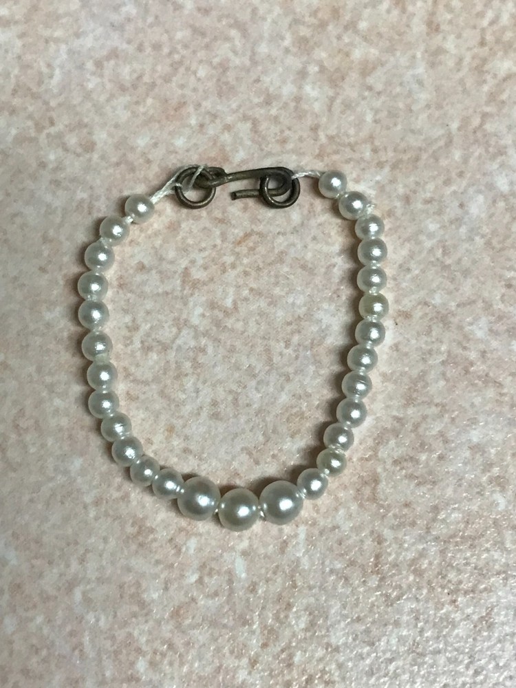 Vintage Barbie GRADUATED PEARL NECKLACE - PLEASE READ FIRST RESTRUNG