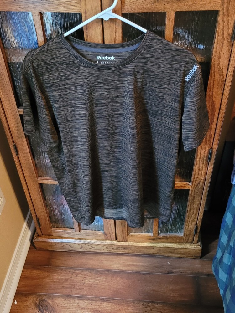 Reebok Athletic Shirt Large Multicolor