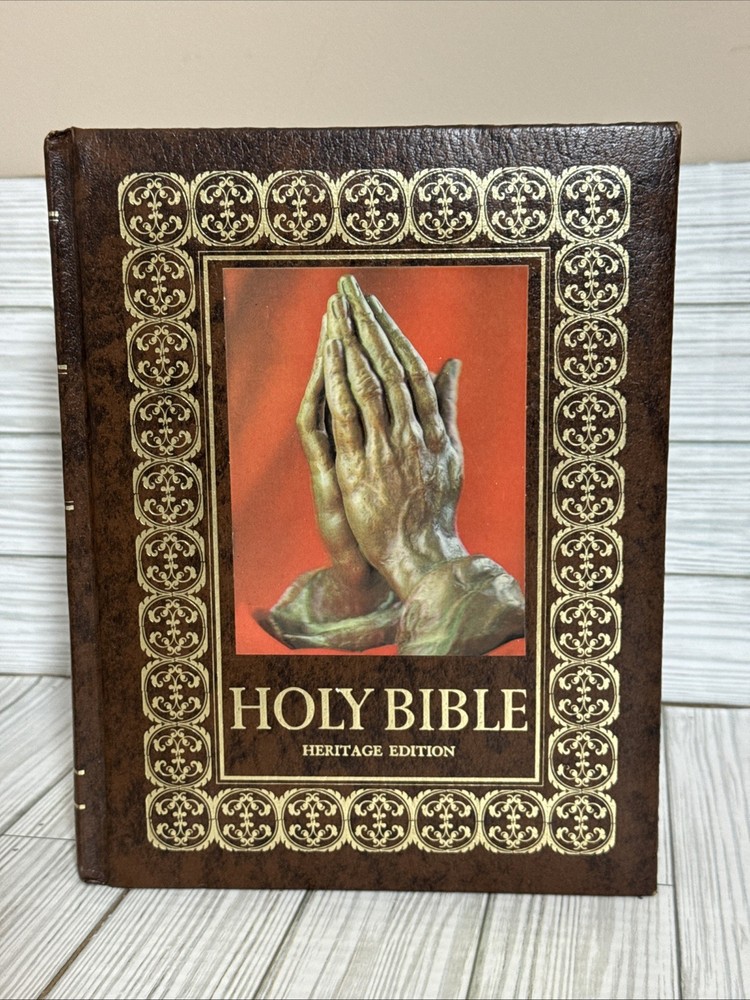 1977 THE HOLY BIBLE AUTHORIZED KING JAMES VERSION HERITAGE EDITION