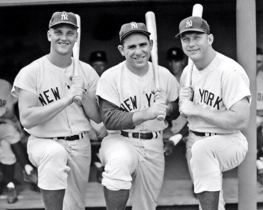 New York Yankees Mantle Maris and Beta Black White Smiling Photo Together