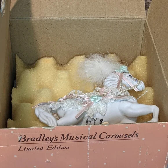 NIB Vintage Bradley Musical Carousel Horse 