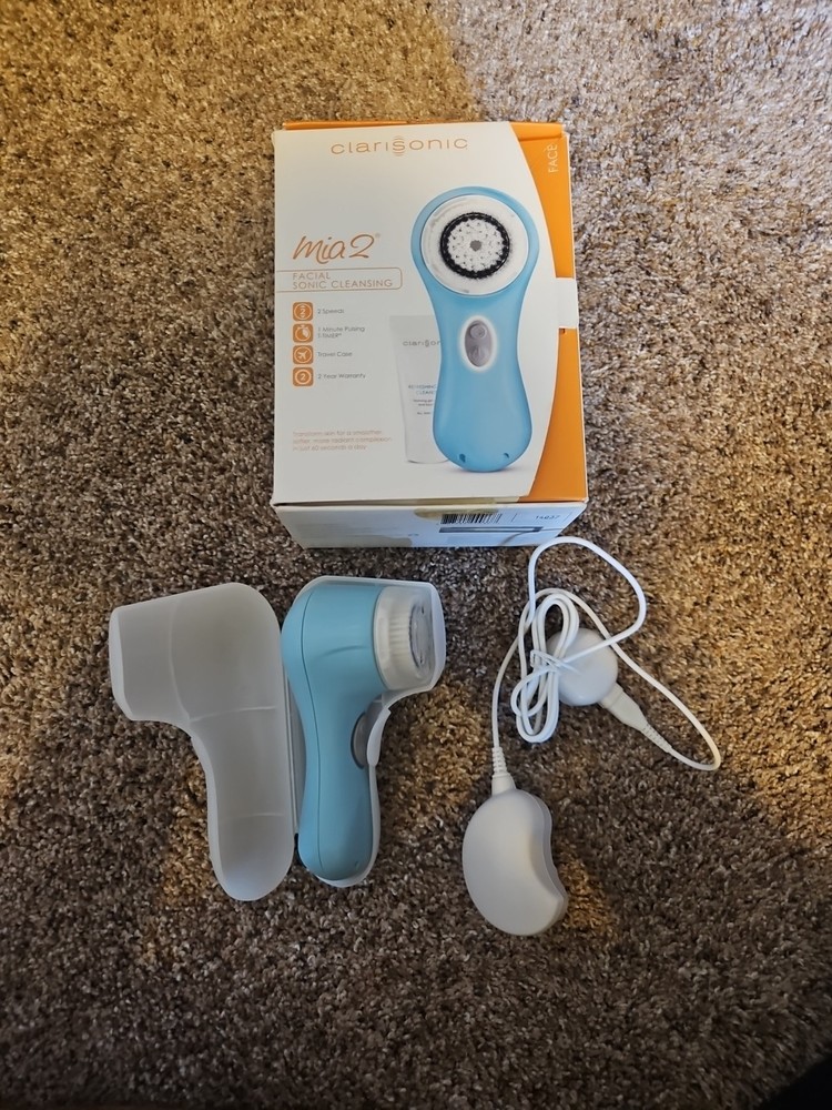 Clarisonic Mia2 Facial Sonic Cleansing Brush System Blue Case