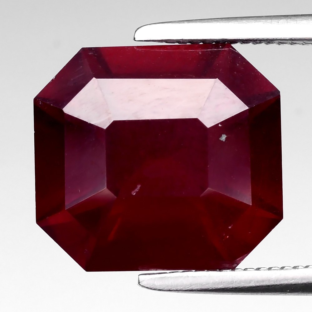 5.17ct Natural Purplish Red Rhodolite Garnet Octagon Cut Tanzania Gemstone
