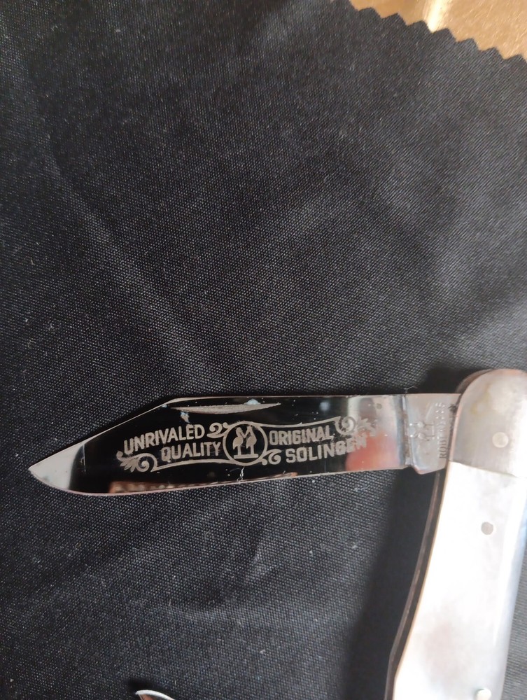 Kissing Crane Unrivaled Solingen 3-Blade Original Pocket Knife