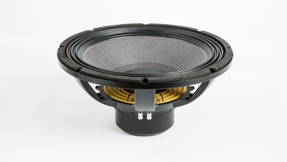 Eighteen Sound 18NLW4500.8 18-inch Extended Low Frequency High Power...