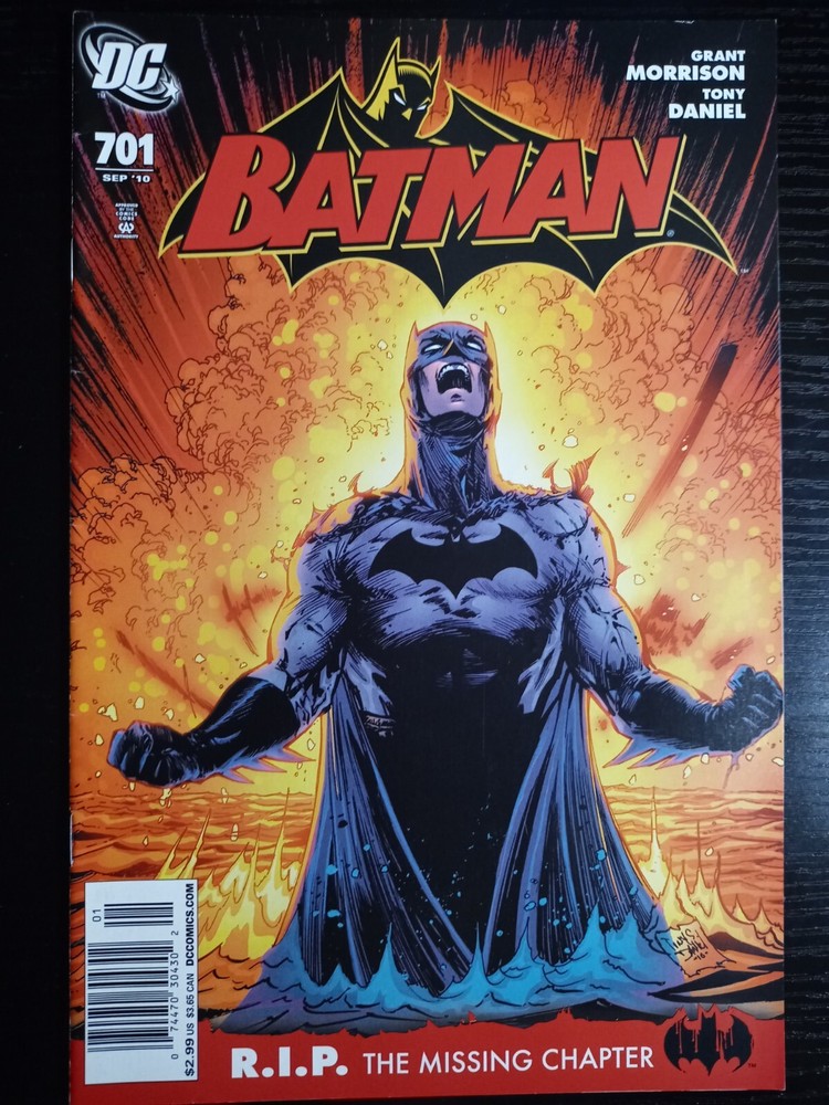 Batman #701 Tony Daniel Cover VF+ Morrison Superman RIP Rare NEWSSTAND EDITION