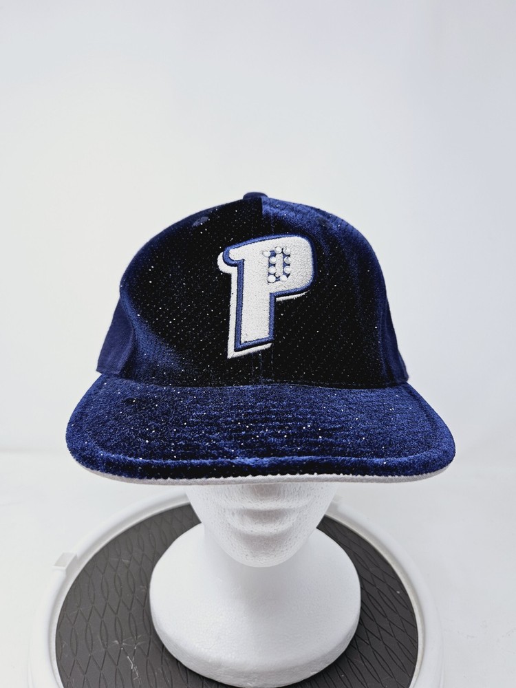 Detroit Pistons Fitted Blue Hat Size 7 1/2 Used Condition FAST SHIPPING