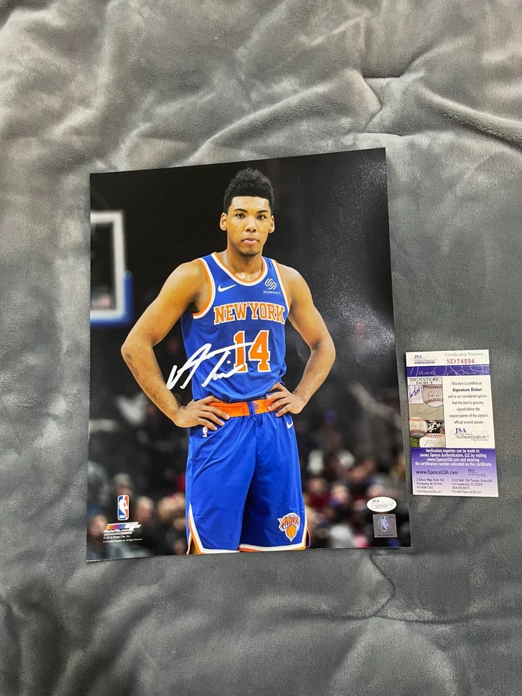 Allonzo Trier Signed  New York Knikcks 11x14  Nba Photograph With Jsa Coa