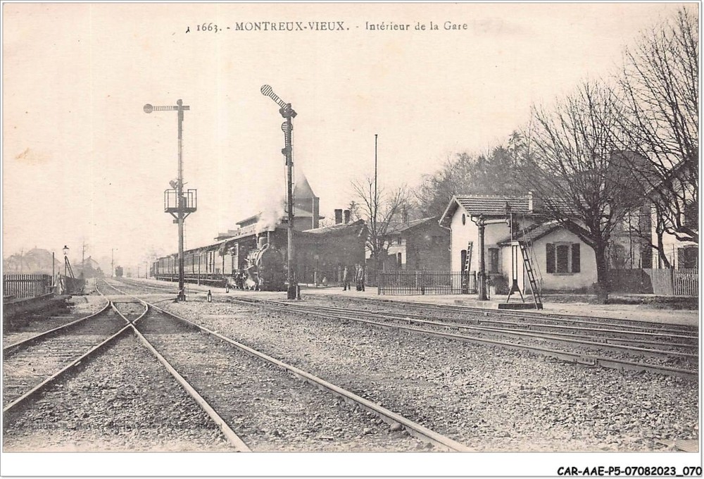 CAR-AAEP5-68-0433 - MONTREUX-VIEUX - Train Station Interior