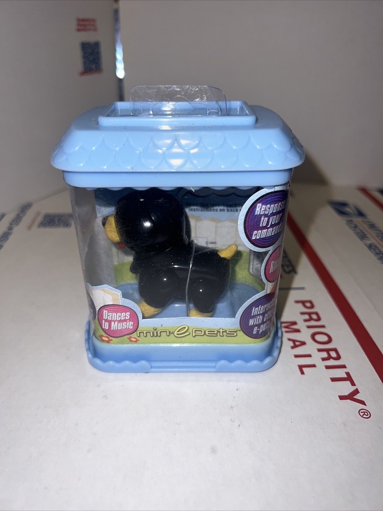 ABL Innovation 2002 Micro interactive e-pet DOG *NEW SEALED* Black-image