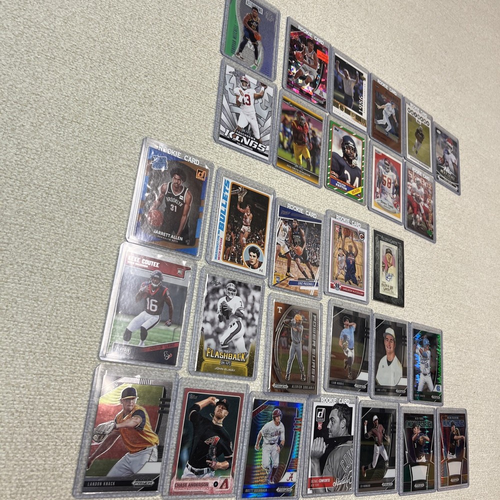 TUA RC JuJu Smith Schuster RC CeeDee Lamb RC Of 29 Card Lot