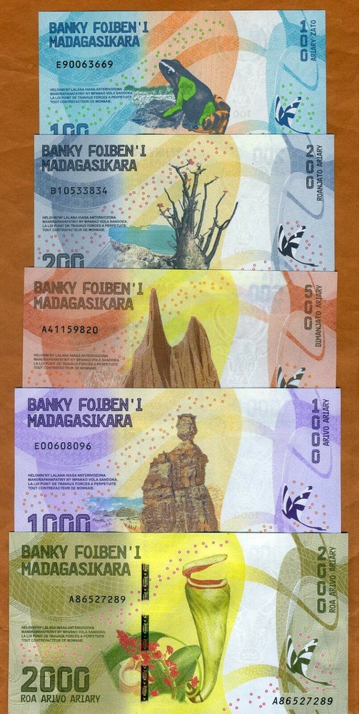 SET Madagascar, 100;200;500;1000;2000 Ariary, 2017 P-97-98-99-100-101 UNC