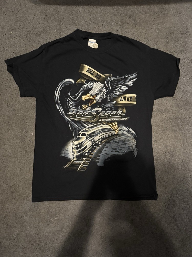 Bob Seger T Shirt Roll Me Away Tour 2018-19 Medium Short Sleeve Front & Back