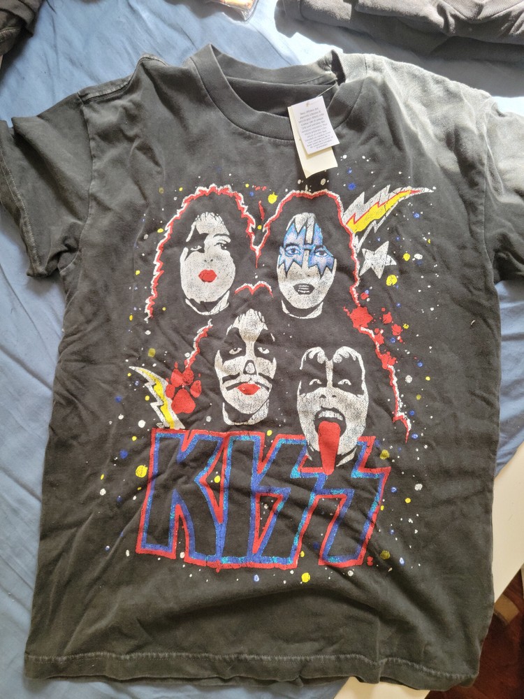 KISS Rock Band Graphic Tee Abercrombie & Fitch NWT Black Vintage Concert Shirt