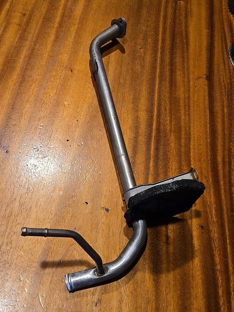 96-02 Toyota 4RUNNER Tacoma 3.4L 5VZ ENGINE COOLANT PIPE Water Bypass P7031b210