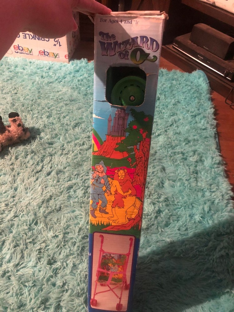 1992 WIZARD OF OZ BABY DOLL STROLLER