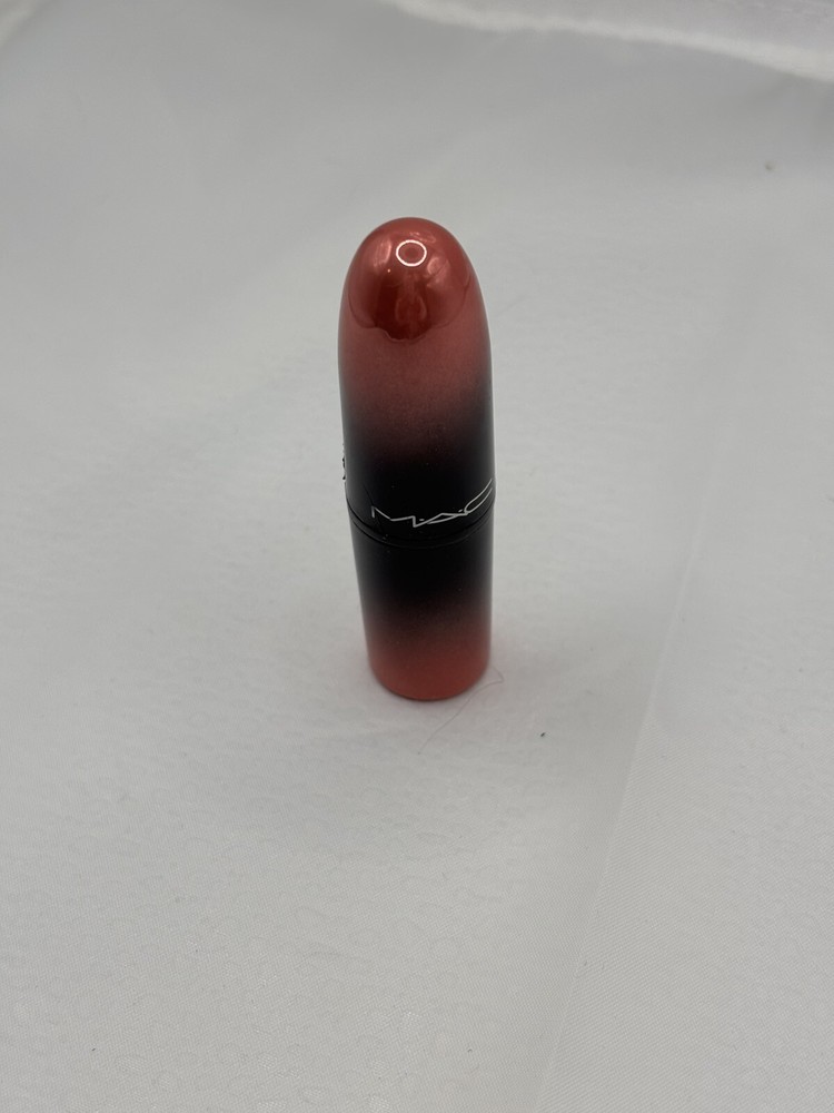 Mac Love Me Lipstick I'M DOIN' ME NWOB Rare Discontinued Shade