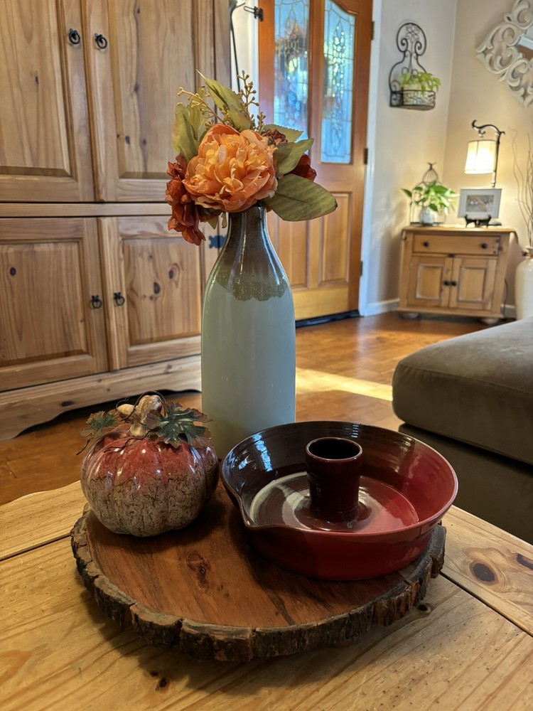 Greenhill Pottery North Carolina Chicken Baking/Serving Dish  Burgundy & Red EUC