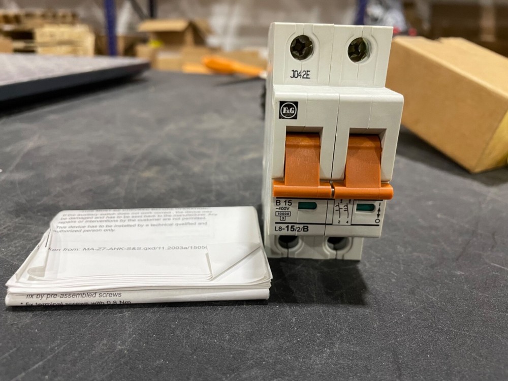 SPRECHER & SCHUH L8-15/2/B New Old Stock