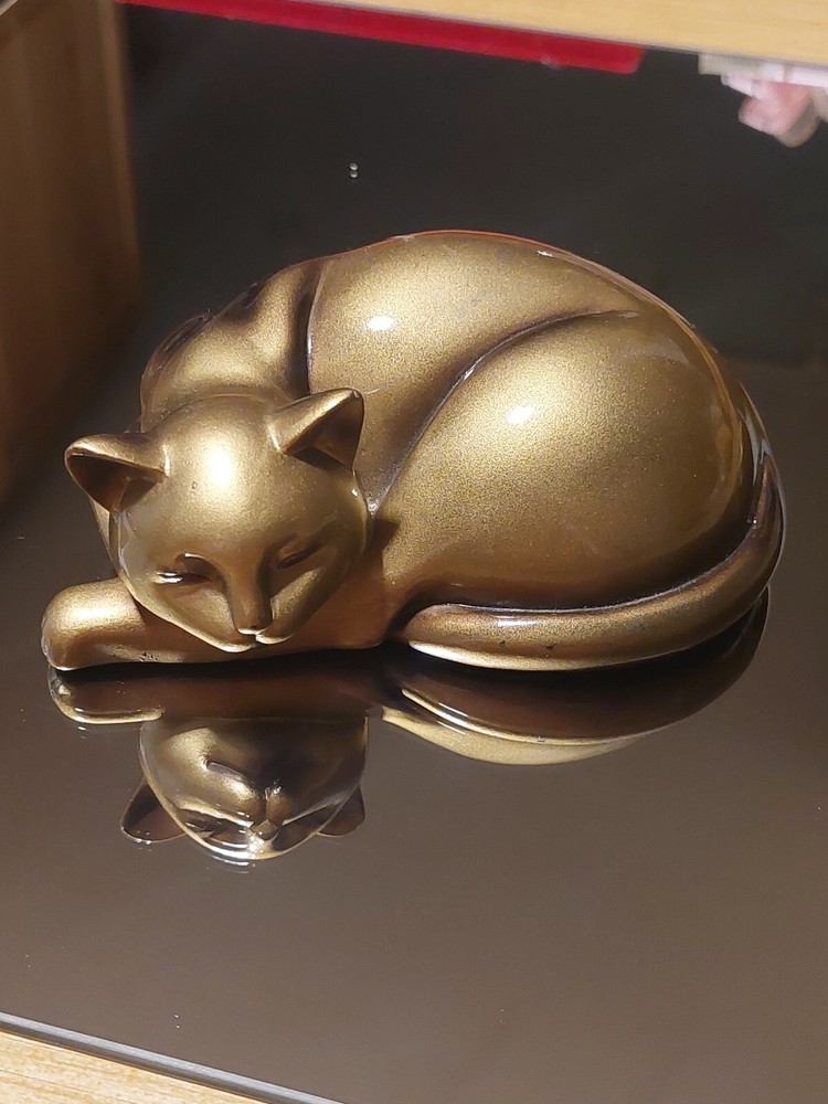 Sleeping Cat Figurine Paperweight Gold Tone Matte Finish Felt Bottom Apprx 5