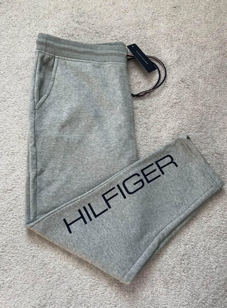 Tommy Hilfiger Mens Grey Fleece Joggers Size XL NWT