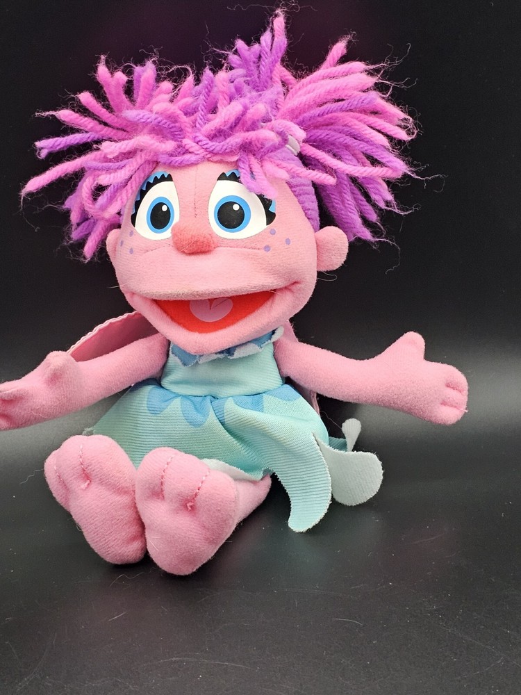 Abby Cadabby 9-Inch Sesame Street Plush Stuffed Animal Toy by Hasbro 2010-image