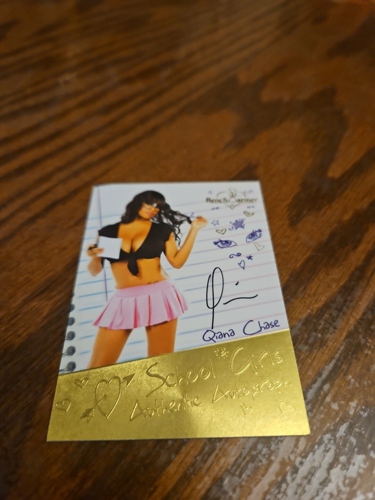 2014 Benchwarmer Hot For Teacher Autograph Gold Foil Qiana Chase #11 Playboy